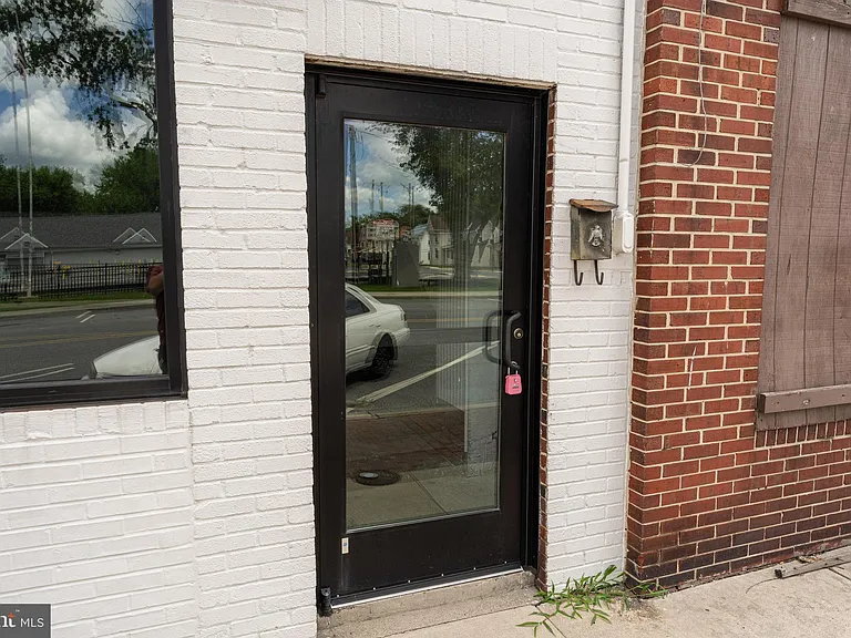 6 N Pennsylvania Ave #B — Photo 4