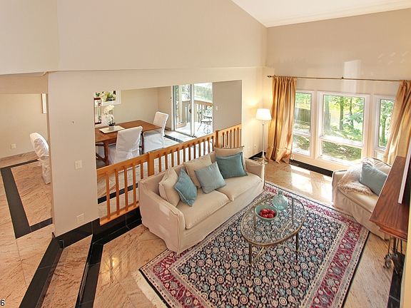 4th image of 46 Woodland Dr