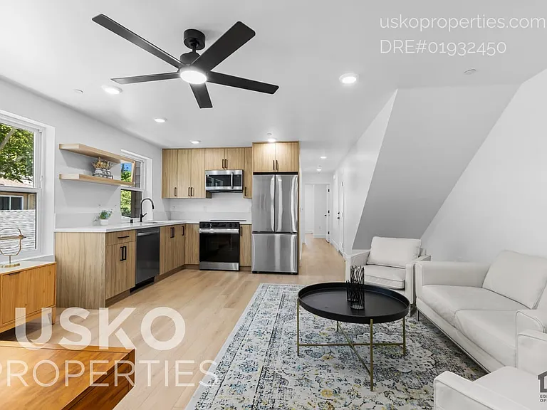 2824 D St — Photo 5