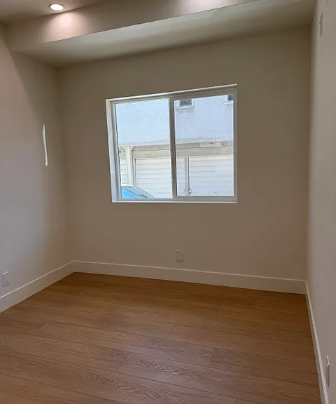 838 14th St #D — Photo 5