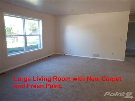 4th image of 2400 Carlton Dr