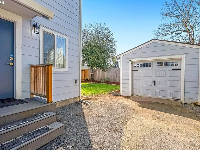 6411 SE 94th Ave — Photo 26