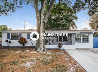 11648 Easy St, Largo, FL 33773