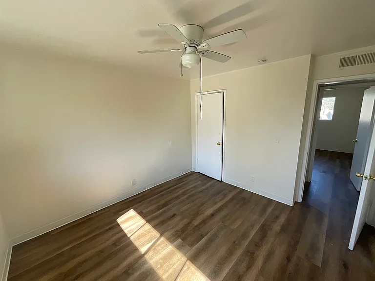 539 S Modoc St #202 — Photo 10