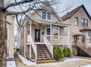 3749 N Richmond St, Chicago, IL 60618