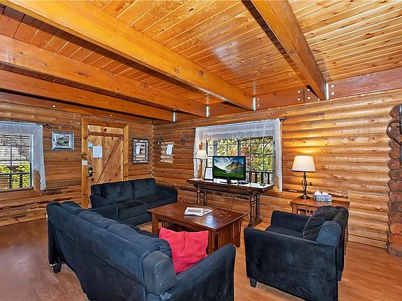 5th image of 1128 Gold Mountain Dr