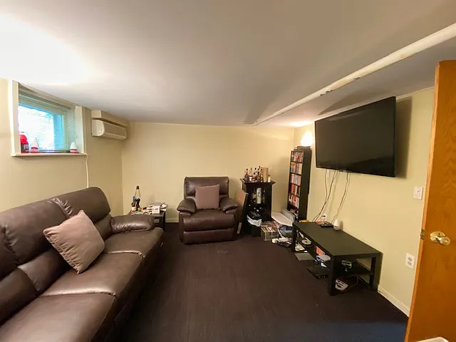 336 1/2 Walden St #B — Photo 4