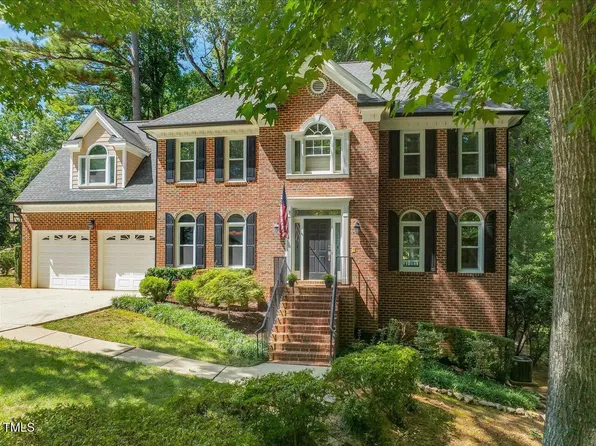 5420 Lake Edge Dr, Holly Springs, NC 27540