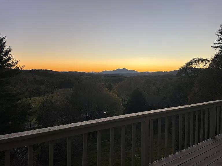 237 Laurel Hill Ln — Photo 38