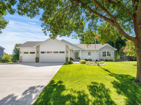 8766 Troy Marquette Ln, Monticello, MN 55362
