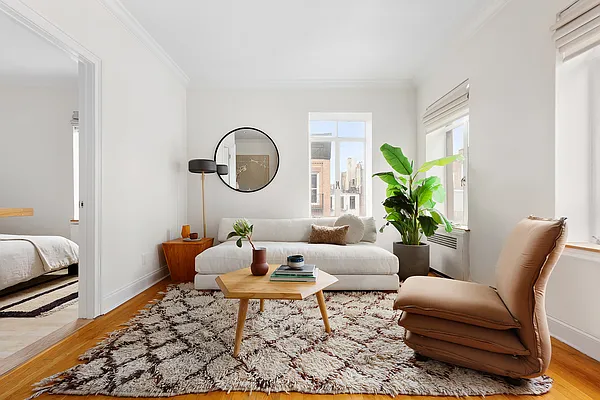 Sold by Compass | media 2