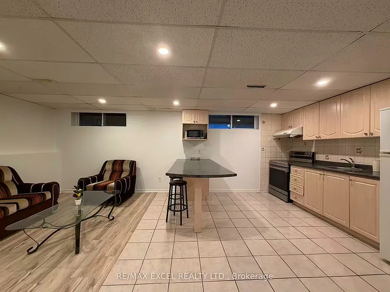 83 Marilake Dr #BASEMENT — Photo 15