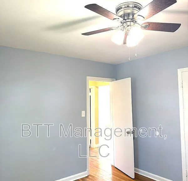 4013 38th St #301 — Photo 24
