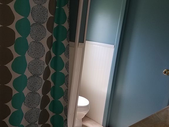 4th image of 205 W Park Dr