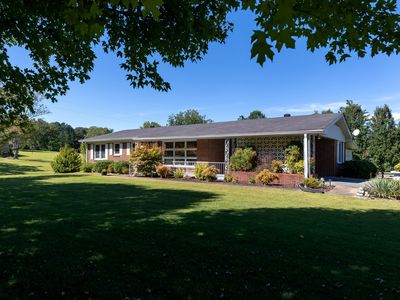 2430 Skyview Dr, Centerville, TN, 37033