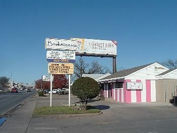 1st image of 3117 Kemp Blvd