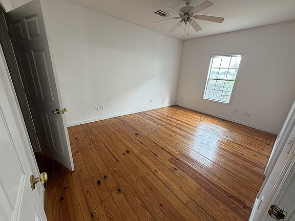 5th image of 330 Mallory Ln