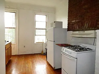 Rented by Capri Jet Realty Corp