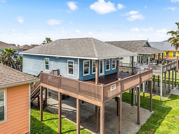 2nd image of 871 Surfview