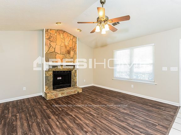 5th image of 2881 Eastland Way