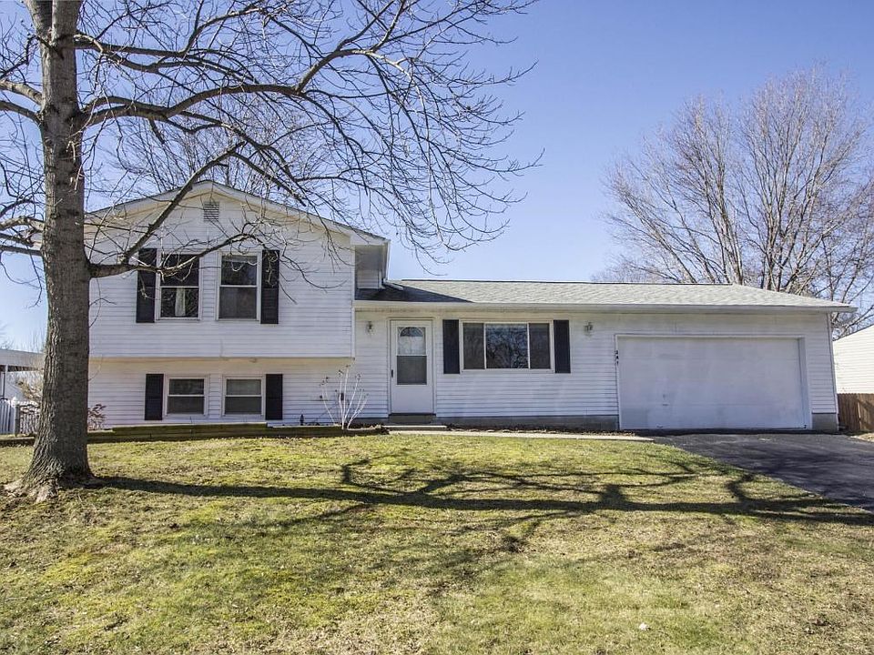 1st image of 341 Sycamore Dr