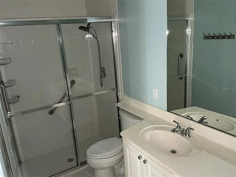 8004 Camminare Dr — Photo 21