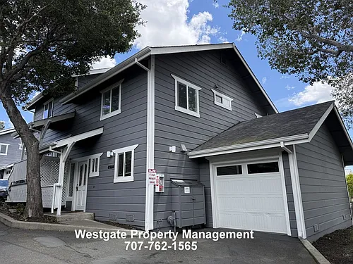 418-420 422 Upham St #418A Photo 1