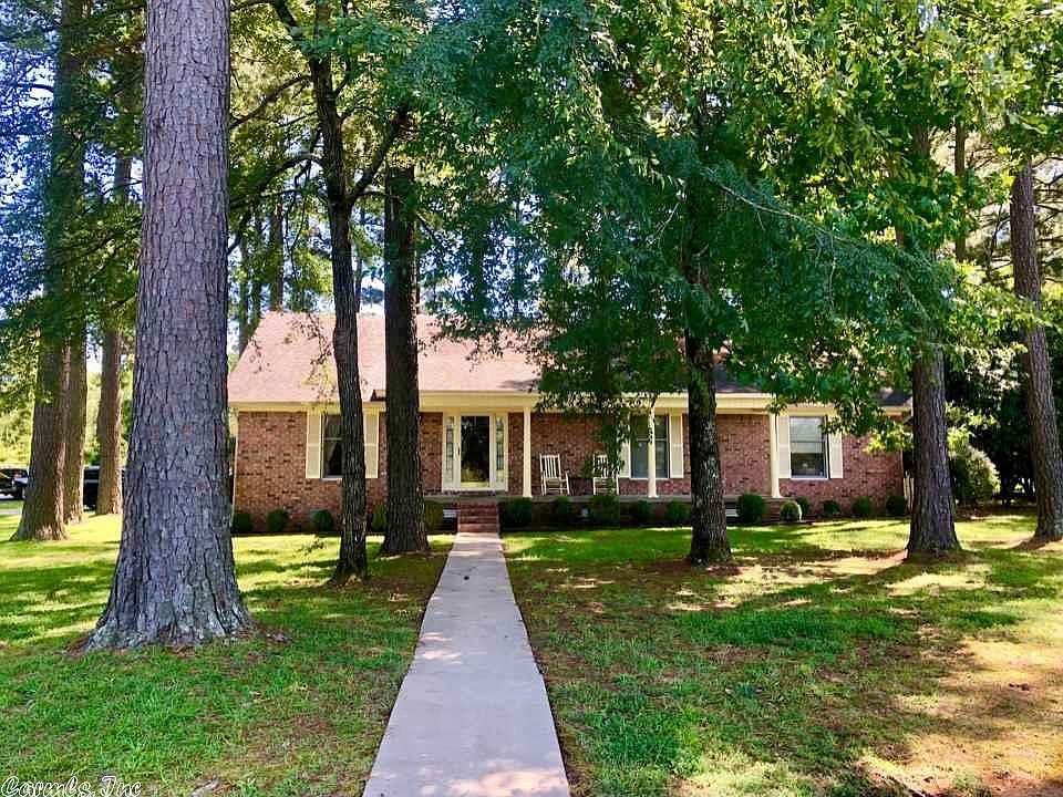 1st image of 101 Ponderosa Dr