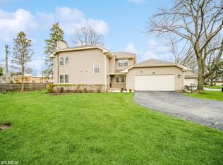 2820 Brindle Ct, Northbrook, IL 60062