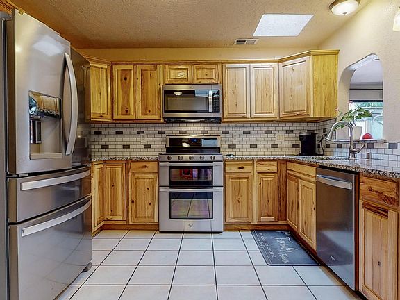 5th image of 5116 Atrisco Pl NW