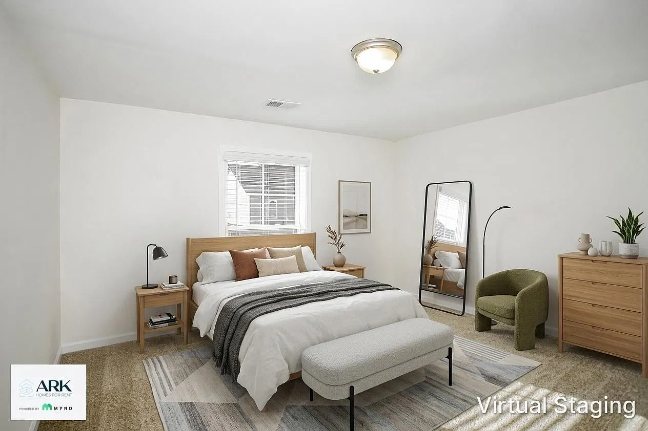 3 bed, 2.0 bath, 1300 sqft, $1,615 — Photo 3