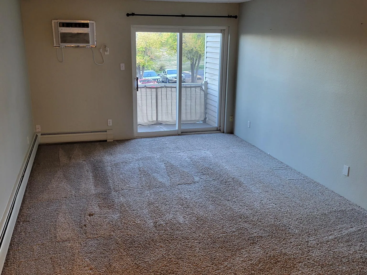 2 bed, 875 sqft, $1,500 — Photo 2