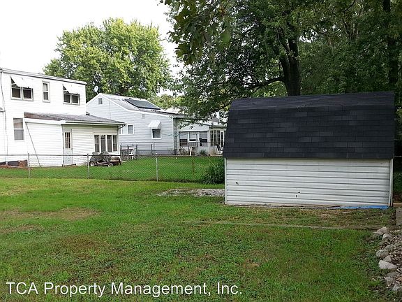 4th image of 203 Darlington Ave