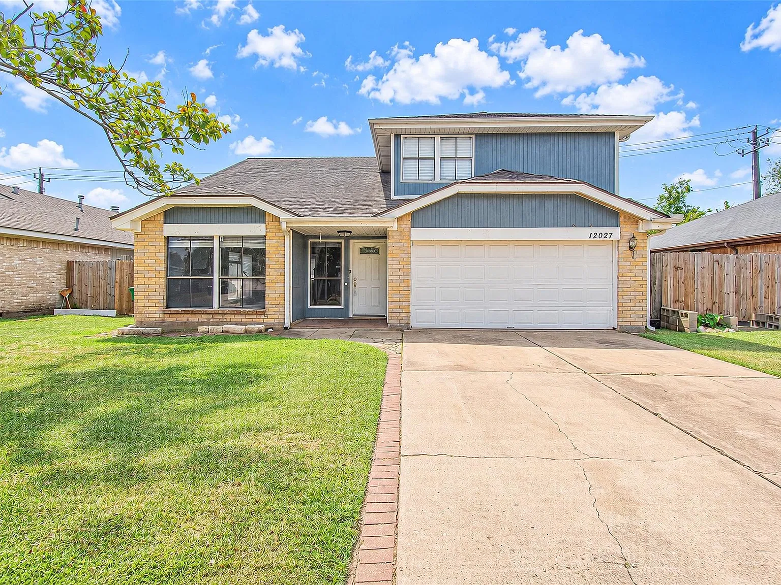 4 bed, 2.5 bath, 2128 sqft, $2,000 — Photo 1