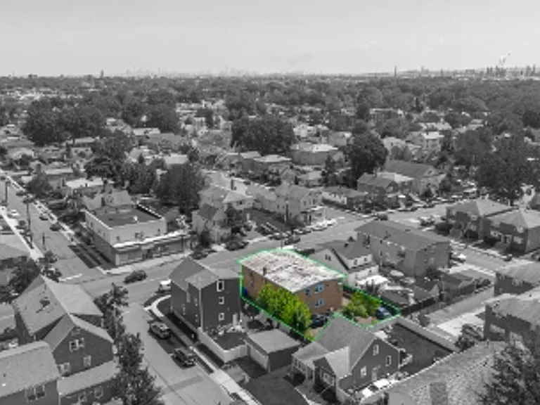 1213 Roselle St — Photo 16