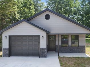 513 Seymour Rd, Crothersville, IN 47229