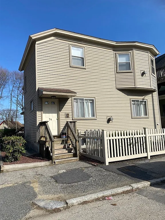 Building Photo - 74 Lakewood St #2R