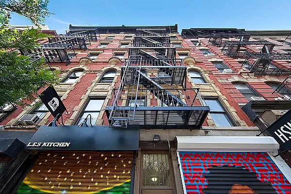 Rented by R New York | media 6