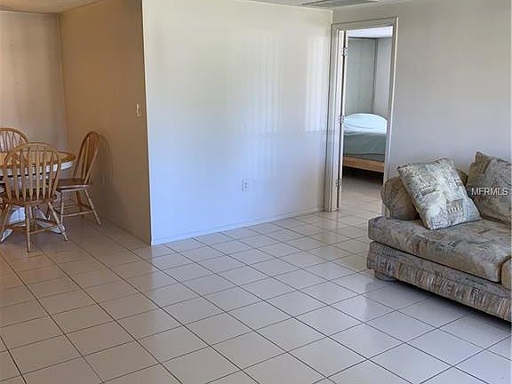 4th image of 23023 Lowville Ave