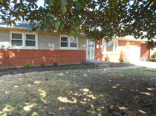 2221 Thurman Dr, Shively, KY 40216