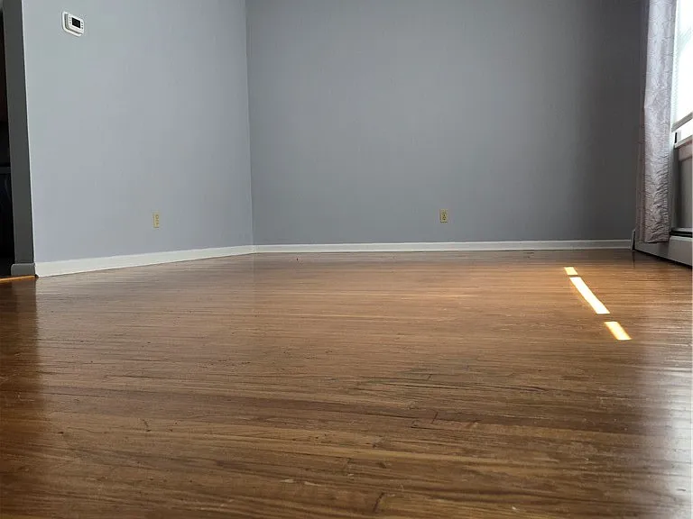 80 David Ave — Photo 3