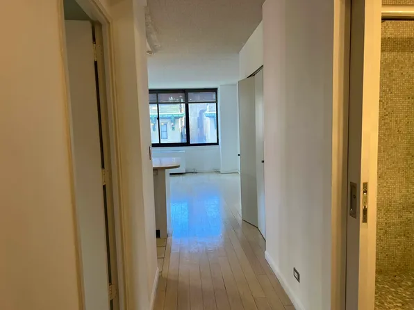 159 East 30th Street image 13 of 14