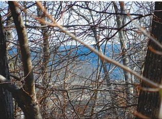 6 Sentry Hill Trl, York, ME 03909