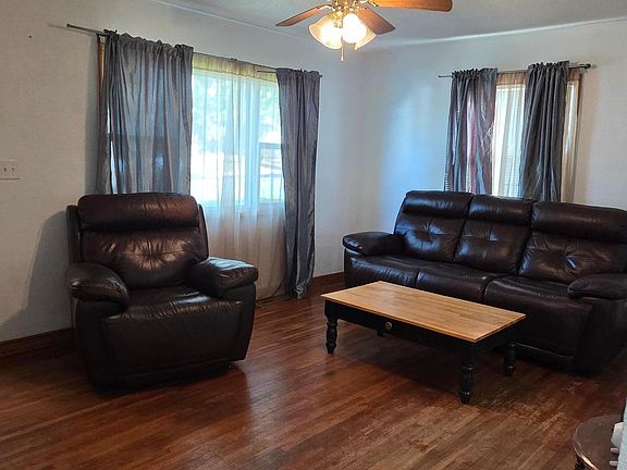 5th image of 416 10th St SE