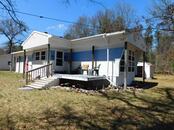 430 E Pere Cheney Rd, Roscommon, MI 48653