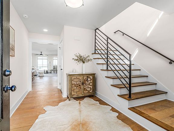 5th image of 1613 Collins View Way Lot 71