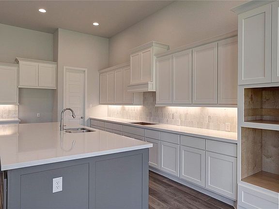 2nd image of 3207 Sapulpa Way