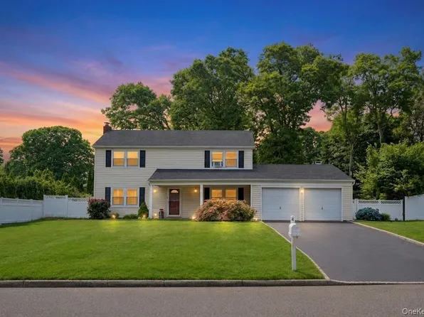 4 Beaverdale Lane, Stony Brook, NY 11790