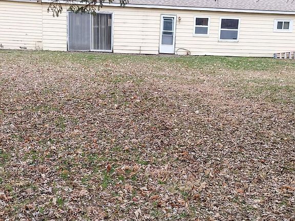 4th image of 2021 Adelpha Ave