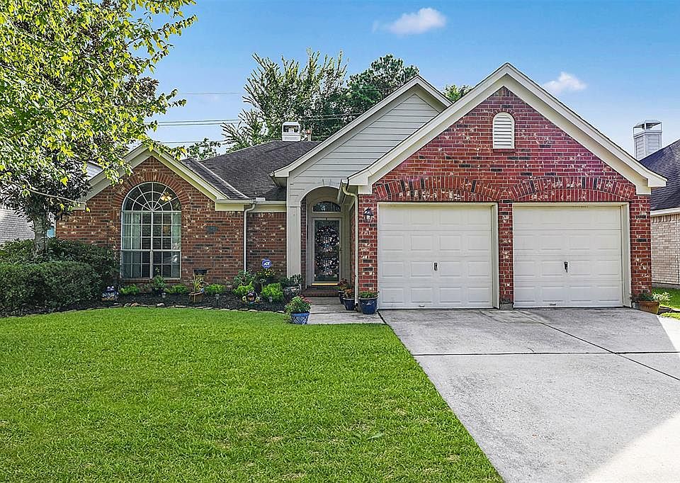 1st image of 18419 Polo Meadow Dr